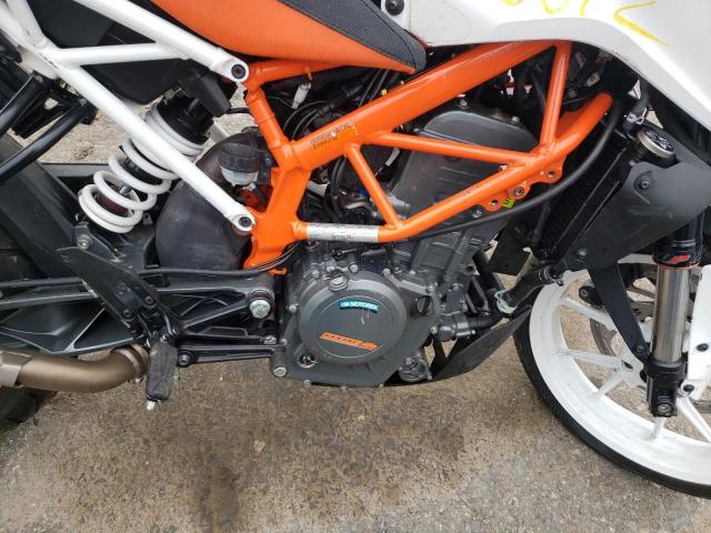 2020 KTM 390 DUKE MD2JPJ409LC279395