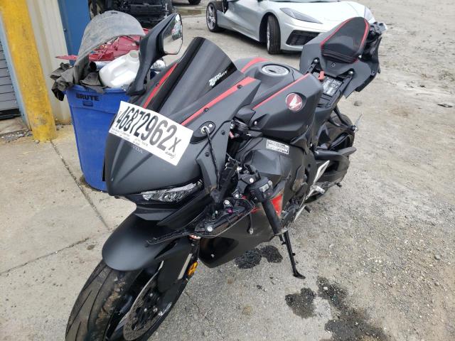 2017 HONDA CBR1000 RA JH2SC7754HK000889