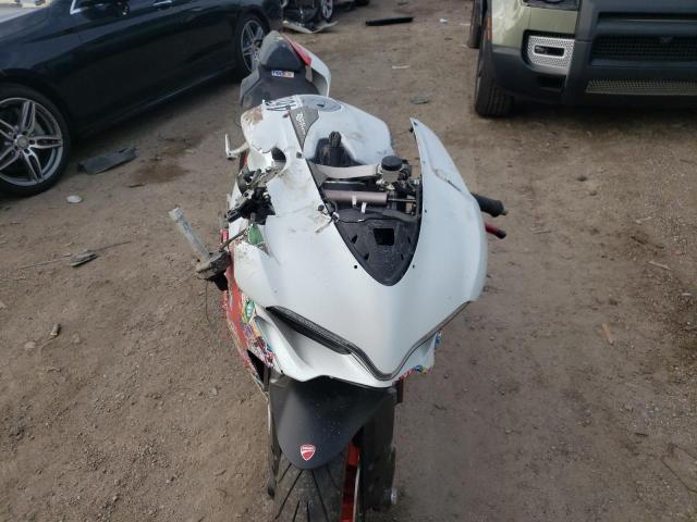 2019 DUCATI SUPERBIKE ZDM14B1W2KB009494