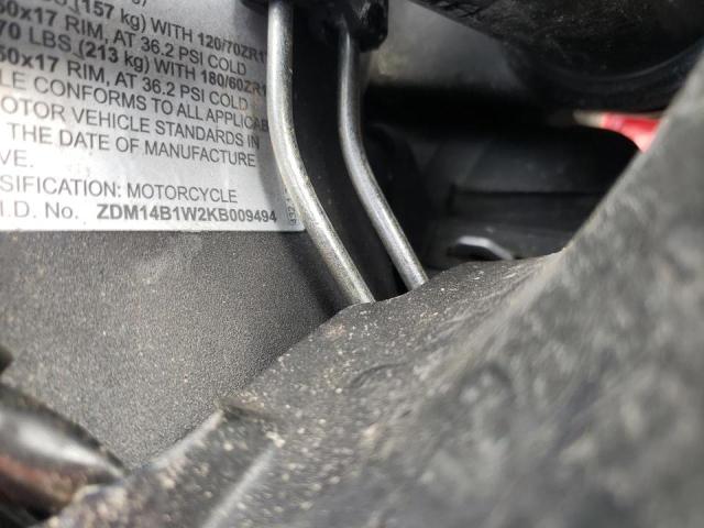 2019 DUCATI SUPERBIKE ZDM14B1W2KB009494