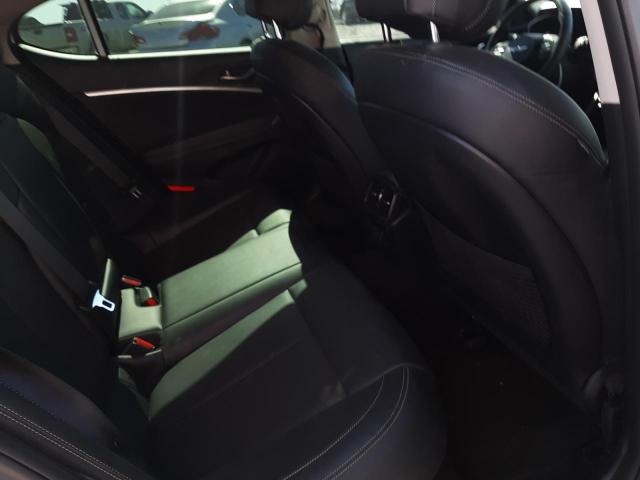 2021 GENESIS G70 KMTG64LA9MU076082