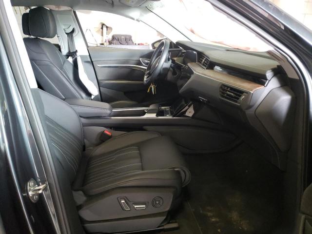 2019 AUDI E-TRON PRE WA1VAAGE6KB012410