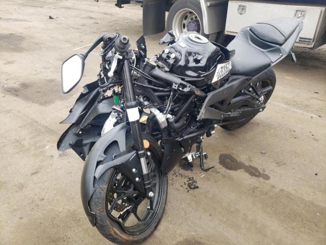 2021 YAMAHA YZFR3 A MH3RH18Y5MK007411