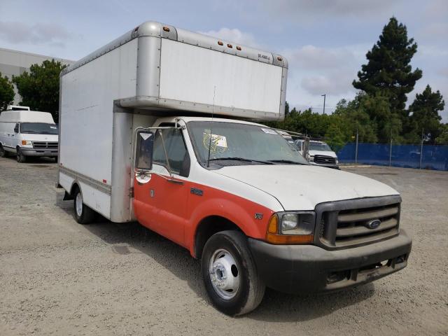 Salvage cars for sale from Copart Hayward, CA: 1999 Ford F350 Super