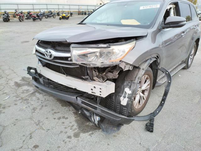 VIN 5TDBKRFH5ES006157 2014 Toyota Highlander, LE no.9