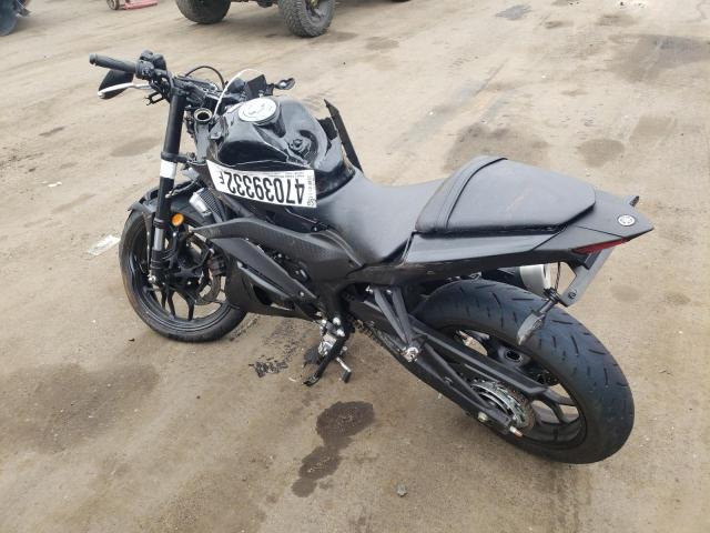 2021 YAMAHA YZFR3 A MH3RH18Y5MK007411