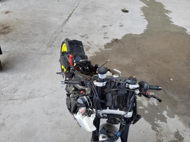 2017 YAMAHA YZFR6 JYARJ28E4HA001184