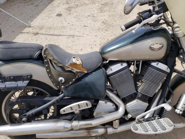 2001 VICTORY MOTORCYCLES V92 C DELU 5VPCD15L713001822