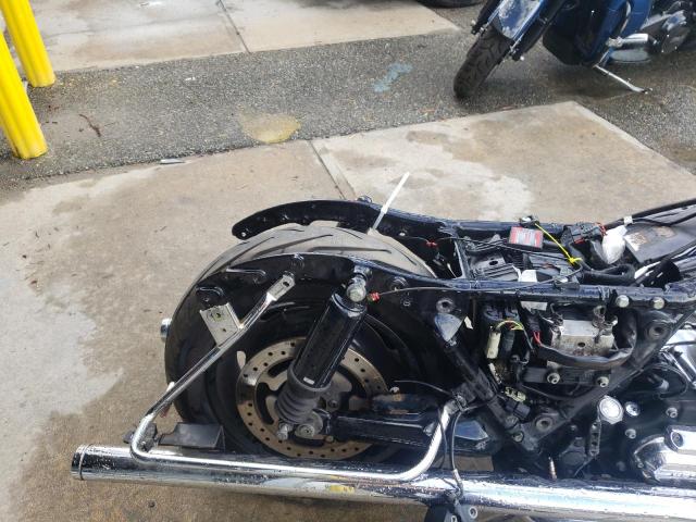 2011 HARLEY-DAVIDSON FLHX 1HD1KB417BB679963