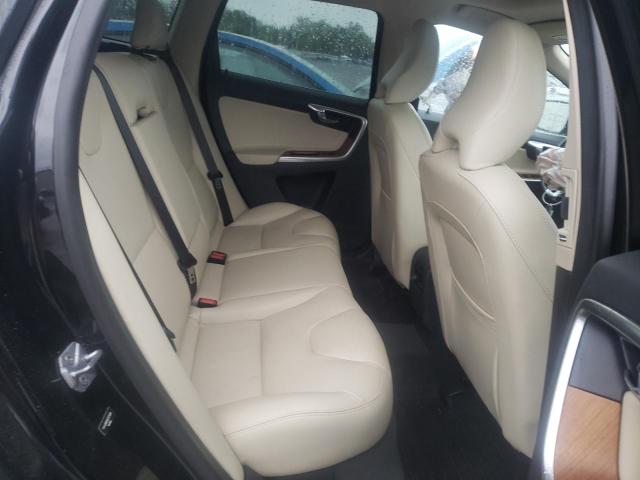 2017 VOLVO XC60 T6 IN YV449MRU6H2125800