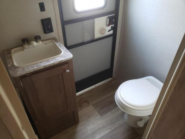 Фото: 4YDT31B21J8924214 - 8