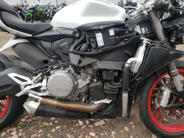 2019 DUCATI SUPERBIKE ZDM14B1W1KB009826