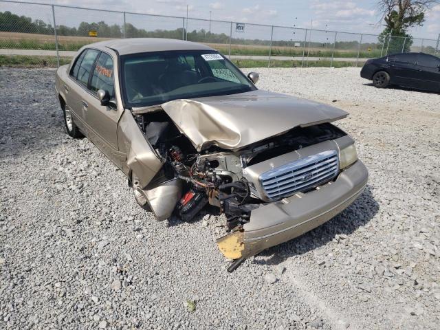 Salvage cars for sale from Copart Cicero, IN: 1999 Ford Crown Victoria