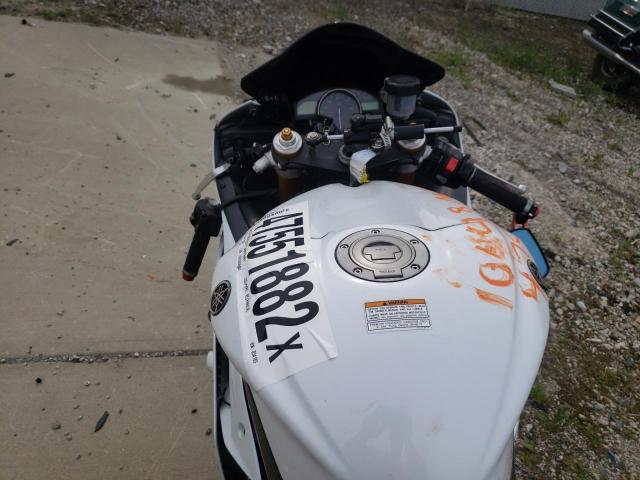 2015 YAMAHA YZFR6 JYARJ16E3FA034185