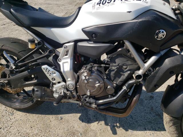 2015 YAMAHA FZ07 JYARM06E7FA000297