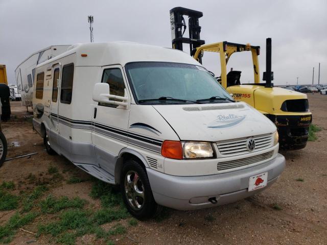 Salvage cars for sale from Copart Amarillo, TX: 2003 Winnebago Motorhome
