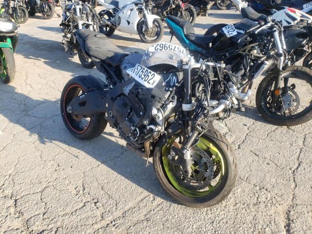 2017 YAMAHA FZ10 JYARN48E0HA000873