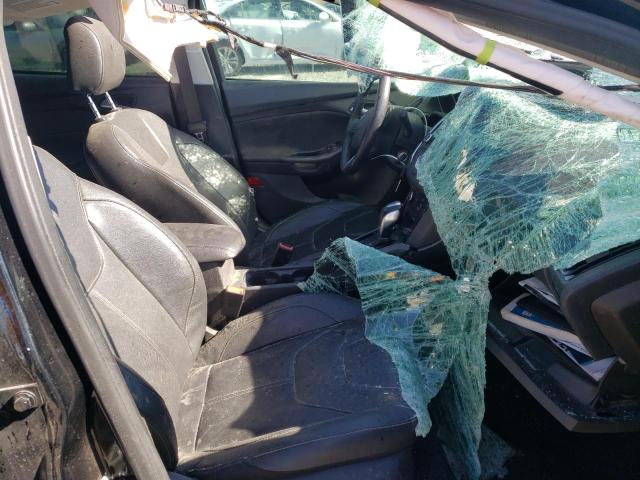 1FADP3F21GL275656 Ford FOCUS SE