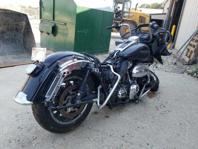 2017 HARLEY-DAVIDSON FLTRU - 1HD1KGD13HB645394