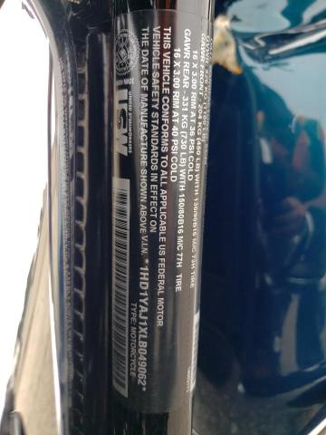 2020 HARLEY-DAVIDSON FLHC 1HD1YAJ1XLB049062