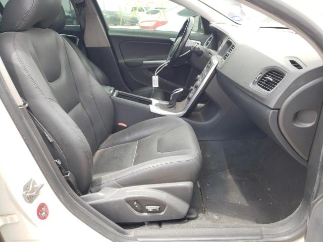 2015 VOLVO V60 PREMIE YV140MEB1F1198779