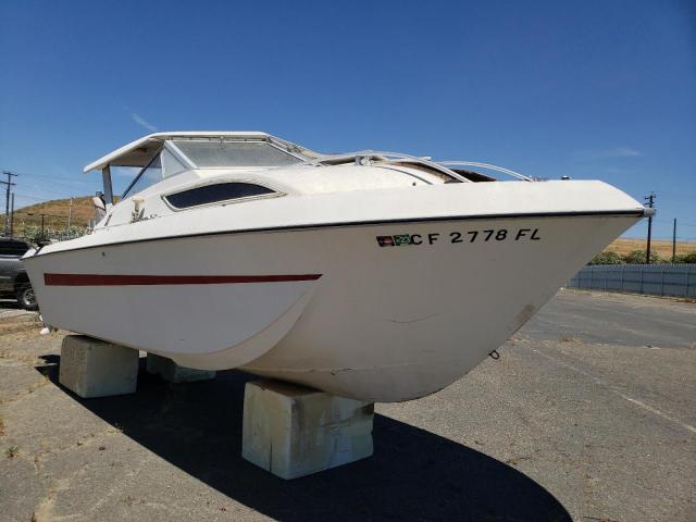 Salvage boats for sale at Sacramento, CA auction: 2000 Chrysler Boat