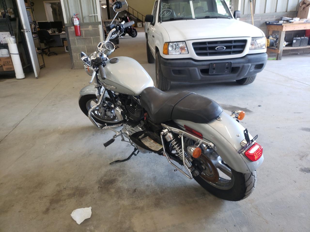 2012 Harley-Davidson Xl1200 C silver null gasoline 1HD1CT318CC442866 photo #4