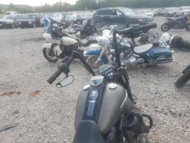 2018 HARLEY-DAVIDSON FLHRXS 1HD1KVC15JB685441