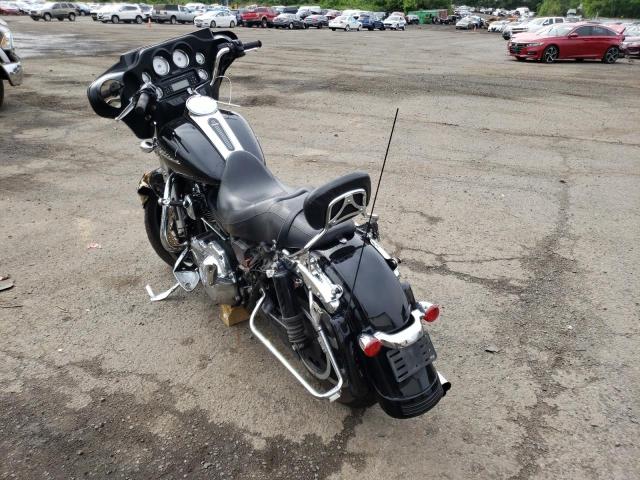 2010 HARLEY-DAVIDSON FLHX 1HD1KB412AB624805