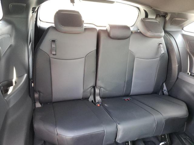 2022 TOYOTA SIENNA XSE 5TDDSKFC7NS052402