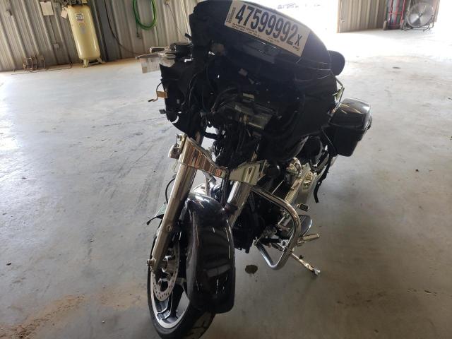 2019 HARLEY-DAVIDSON FLHX 1HD1KBC12KB680472