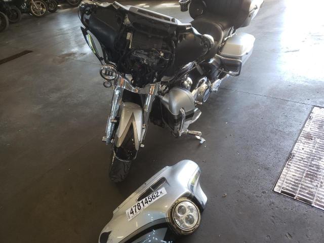 2017 HARLEY-DAVIDSON FLHTKSE CV 1HD1TEF11HB955834