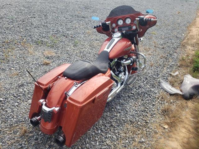 2011 HARLEY-DAVIDSON FLHX 1HD1KB41XBB604335