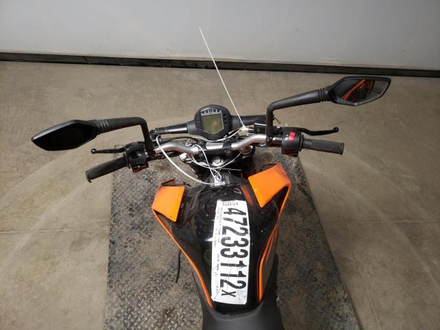 2022 KTM 200 DUKE MD2JPC40XNC037276
