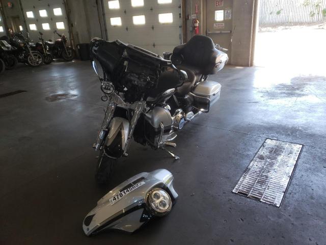 2017 HARLEY-DAVIDSON FLHTKSE CV 1HD1TEF11HB955834