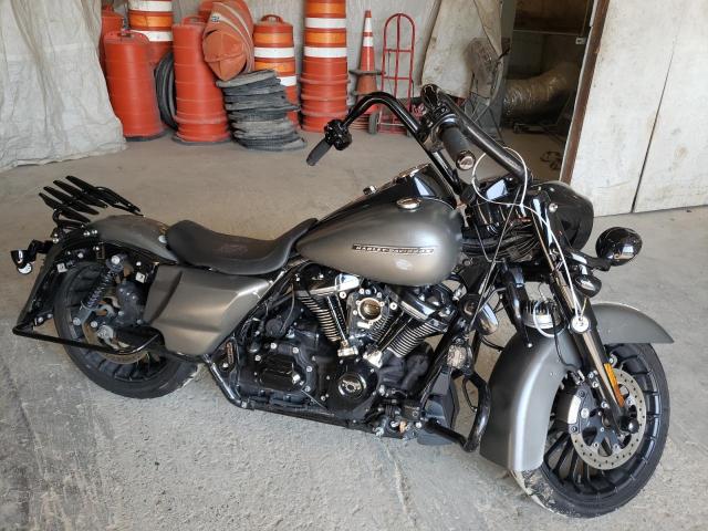 2018 HARLEY-DAVIDSON FLHRXS 1HD1KVC1XJB646327