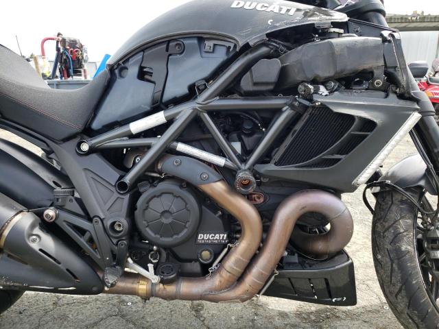 2011 DUCATI DIAVEL ZDM13BLW5BB000997