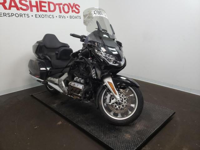 Salvage cars for sale from Copart Ham Lake, MN: 2019 Honda GL1800 D
