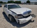 2011 LINCOLN  TOWN CAR