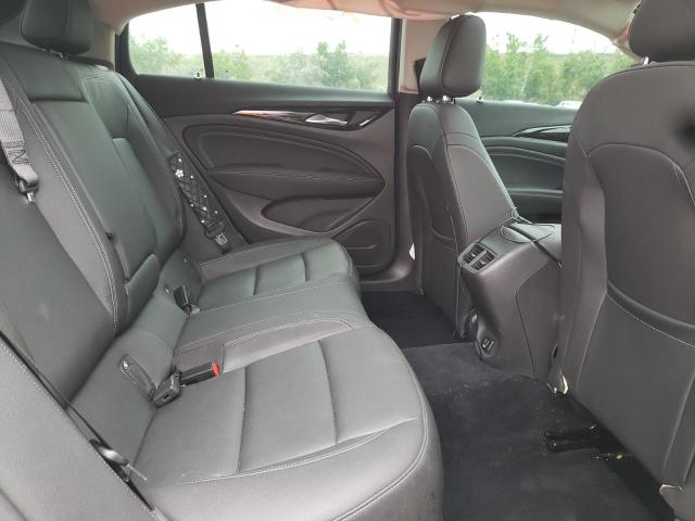 2018 BUICK REGAL ESSE W04GR6SX4J1101551