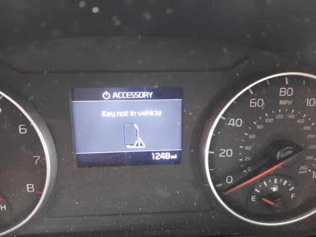 KNDEU2AA8N7317049 KIA SELTOS S