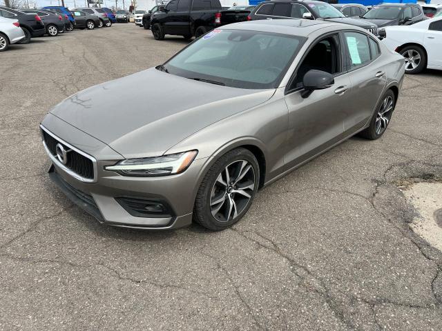 2019 VOLVO S60 T6 R-D 7JRA22TM8KG015169