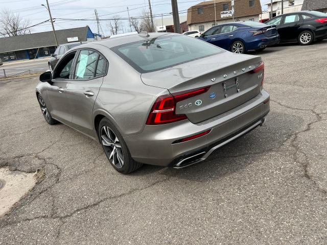 2019 VOLVO S60 T6 R-D 7JRA22TM8KG015169