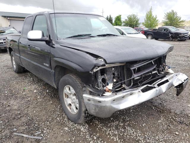 Salvage cars for sale from Copart Eugene, OR: 2001 Chevrolet Silverado