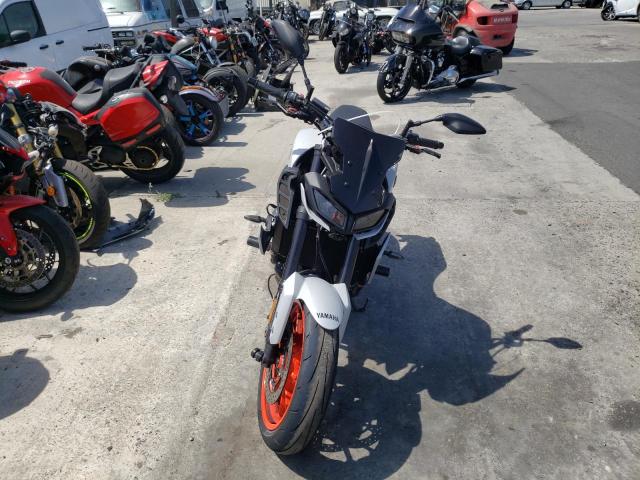 2019 YAMAHA MT09 C JYARN53Y1KA001173