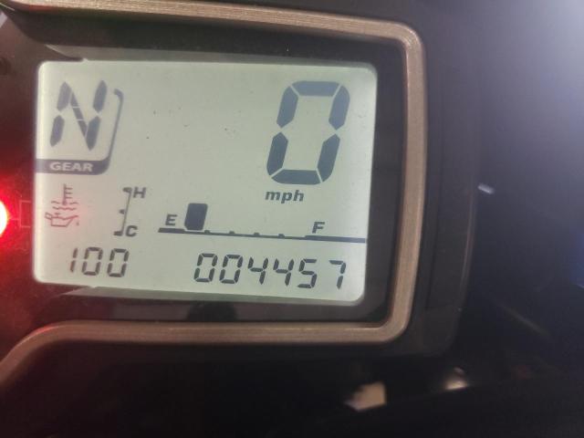 2015 SUZUKI GSX-S750 JS1GR7NA9F2101575