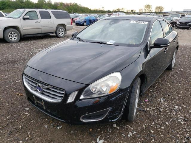 VOLVO S60 2013 BLACK Photo 2