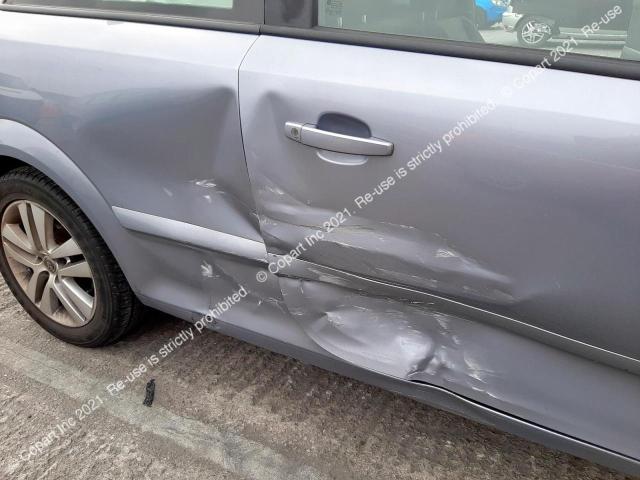VIN: W0L0AHL0895070610 Auction: COPART UK Lot: 47481402 Location: CHESTER W0L0AHL0895070610 VAUXHALL ASTRA 2009 SILVER Photo 9