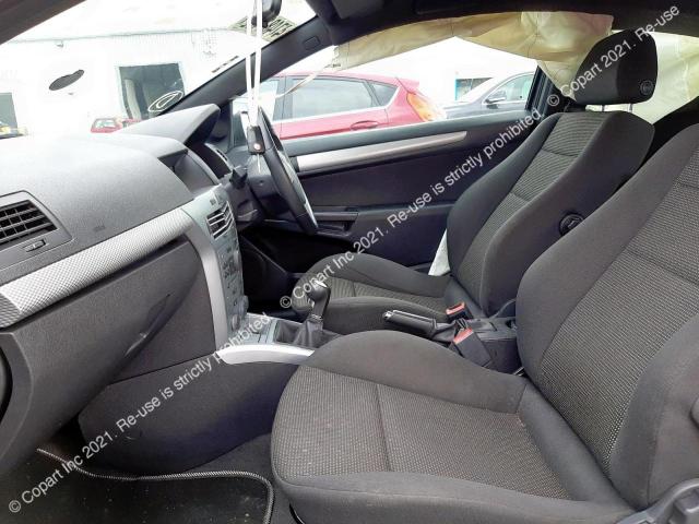 VIN: W0L0AHL0895070610 Auction: COPART UK Lot: 47481402 Location: CHESTER W0L0AHL0895070610 VAUXHALL ASTRA 2009 SILVER Photo 5