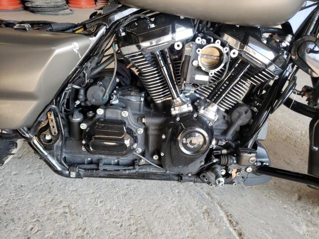 2018 HARLEY-DAVIDSON FLHRXS 1HD1KVC1XJB646327